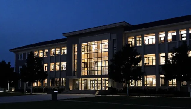 企业网站建设一条龙，整合企业名录助力精准获客